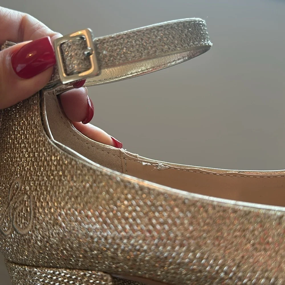 SAM EDLELMAN Evelyn Betty Gold Sparkle Strap Ankle Heels sz2